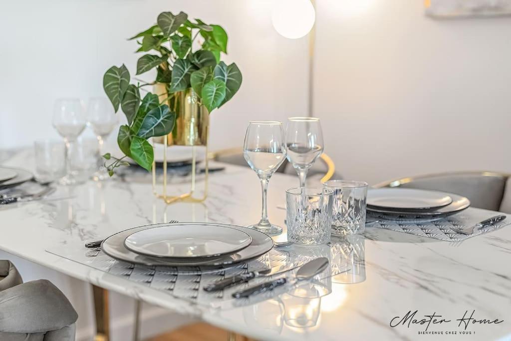 Gout De Luxe A T3 Climatise, Spa, Parking Apartment