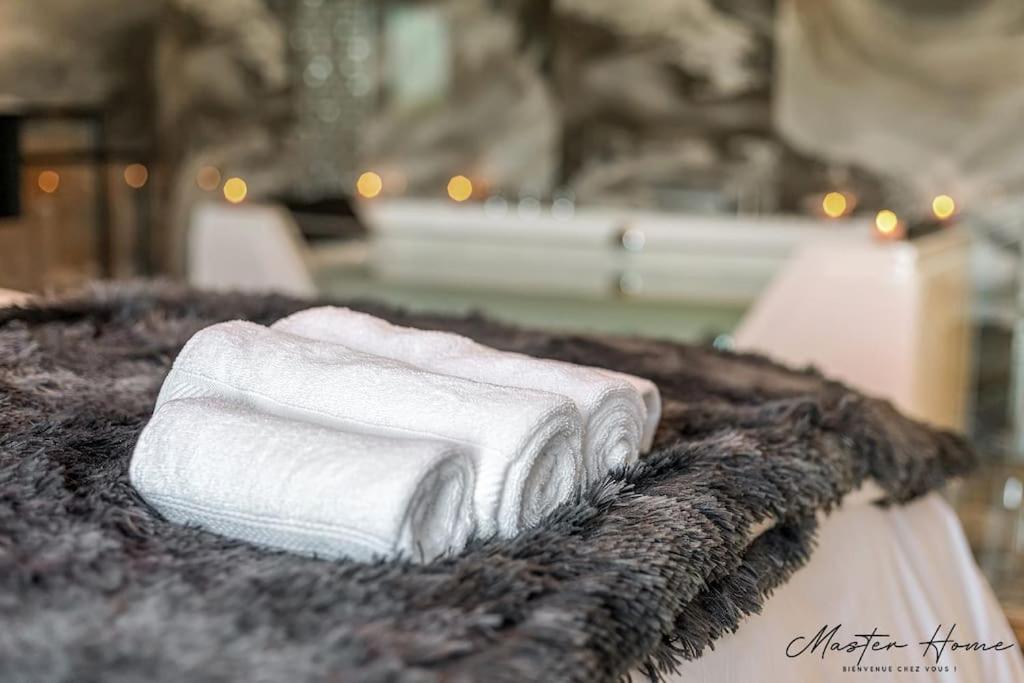 Gout De Luxe A T3 Climatise, Spa, Parking Apartment